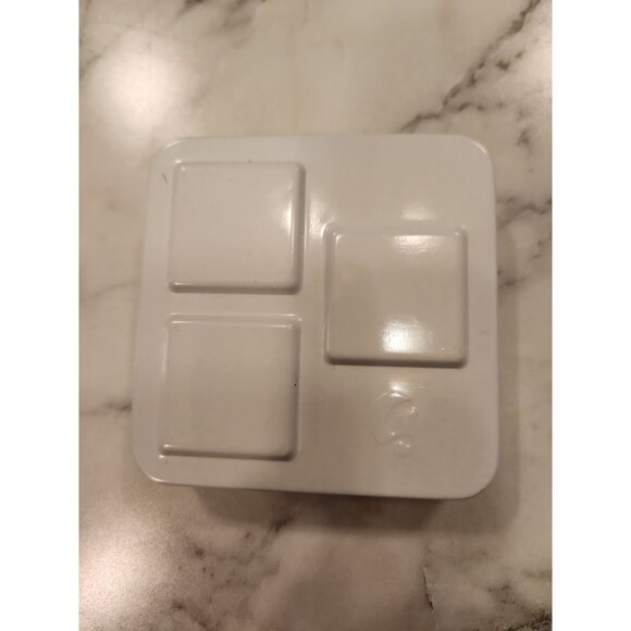 Glossier Monochromes Essential Eyeshadow Trio Mist Matte & Shimmer Cruelty-Free - Picture 2 of 3